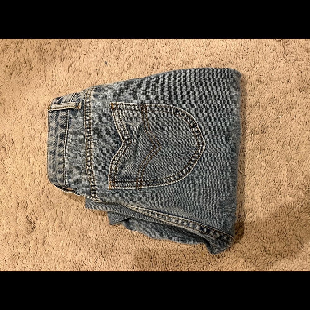 Vintage women’s jeans. Size XS. Fit like a 00.